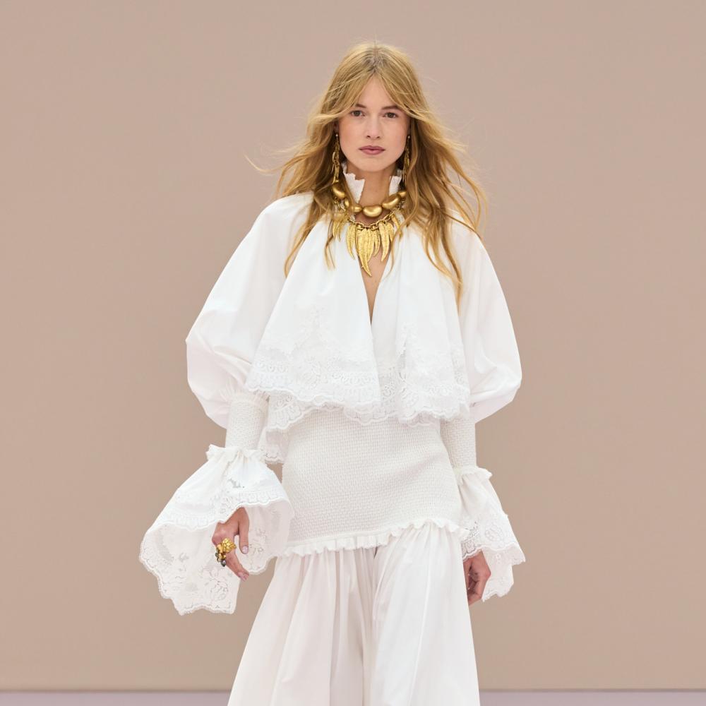 إطلالة من Zimmermann