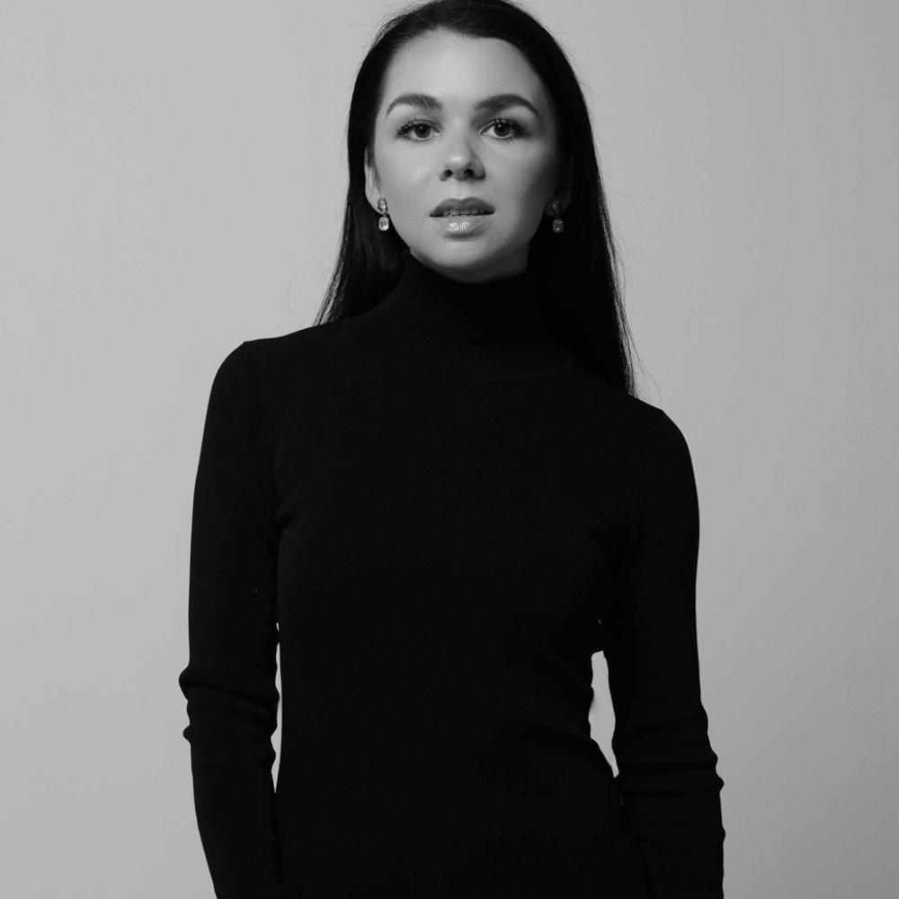 "دفني لانبرت" Daphne Lamberts، مؤسسة علامة ALAM Health & Beauty 