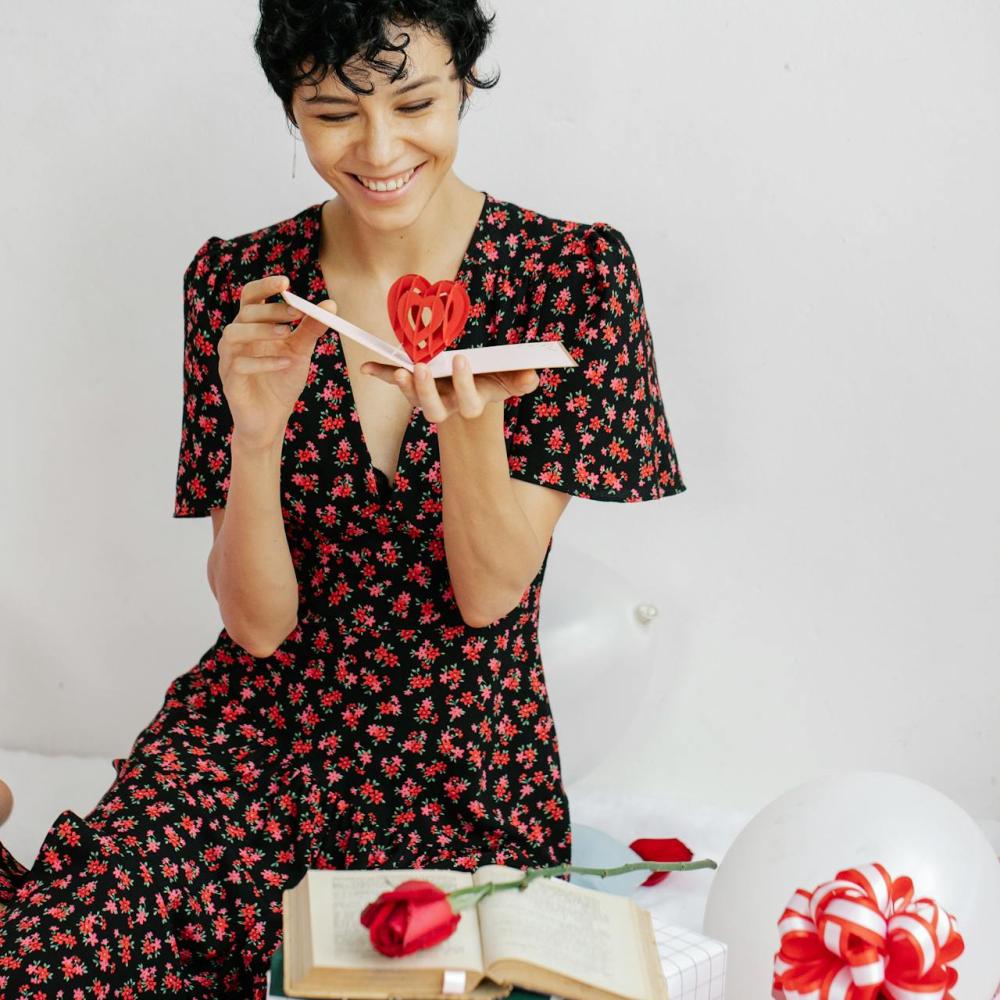 شهر الحب جواز سفركِ إلى عالمكِ الداخلي بعادات جديدة.. اعتمديها لدعم نموكِ الشخصي