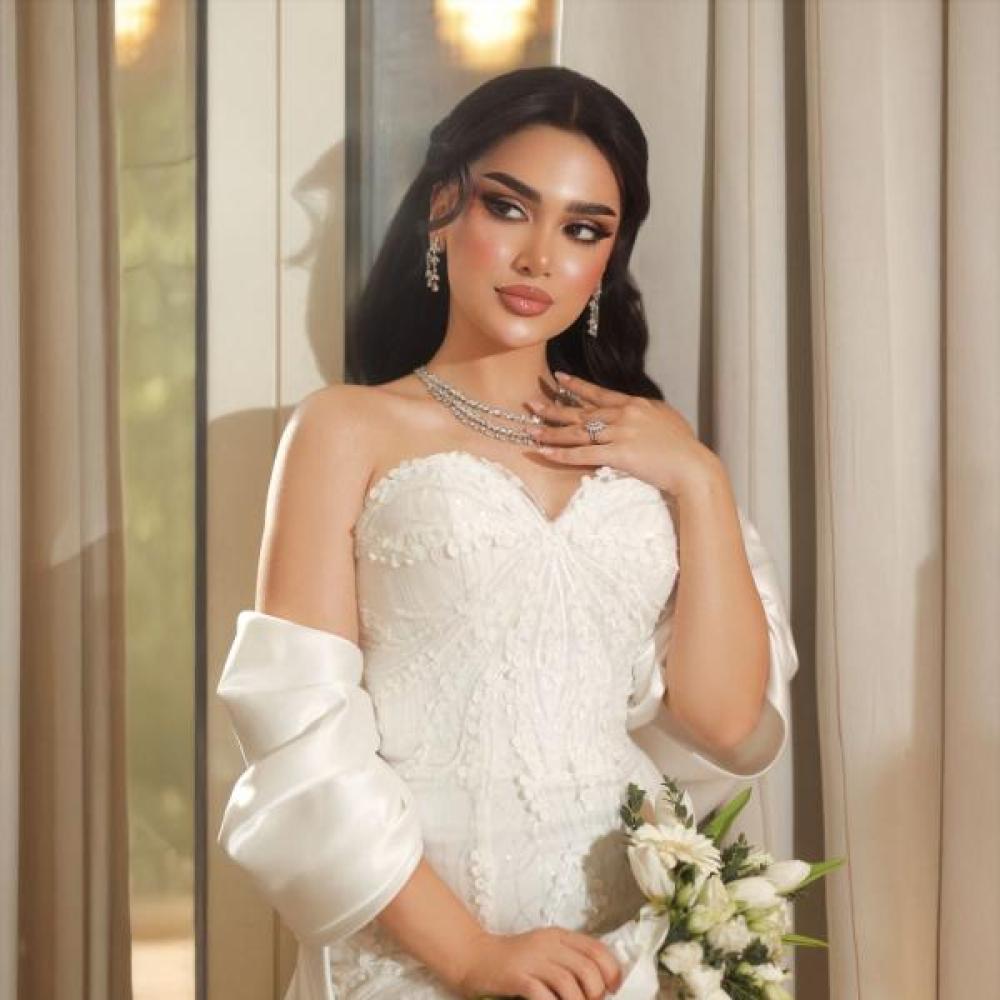 من مكياج الميك أب أرتست منى عبدالرحمن