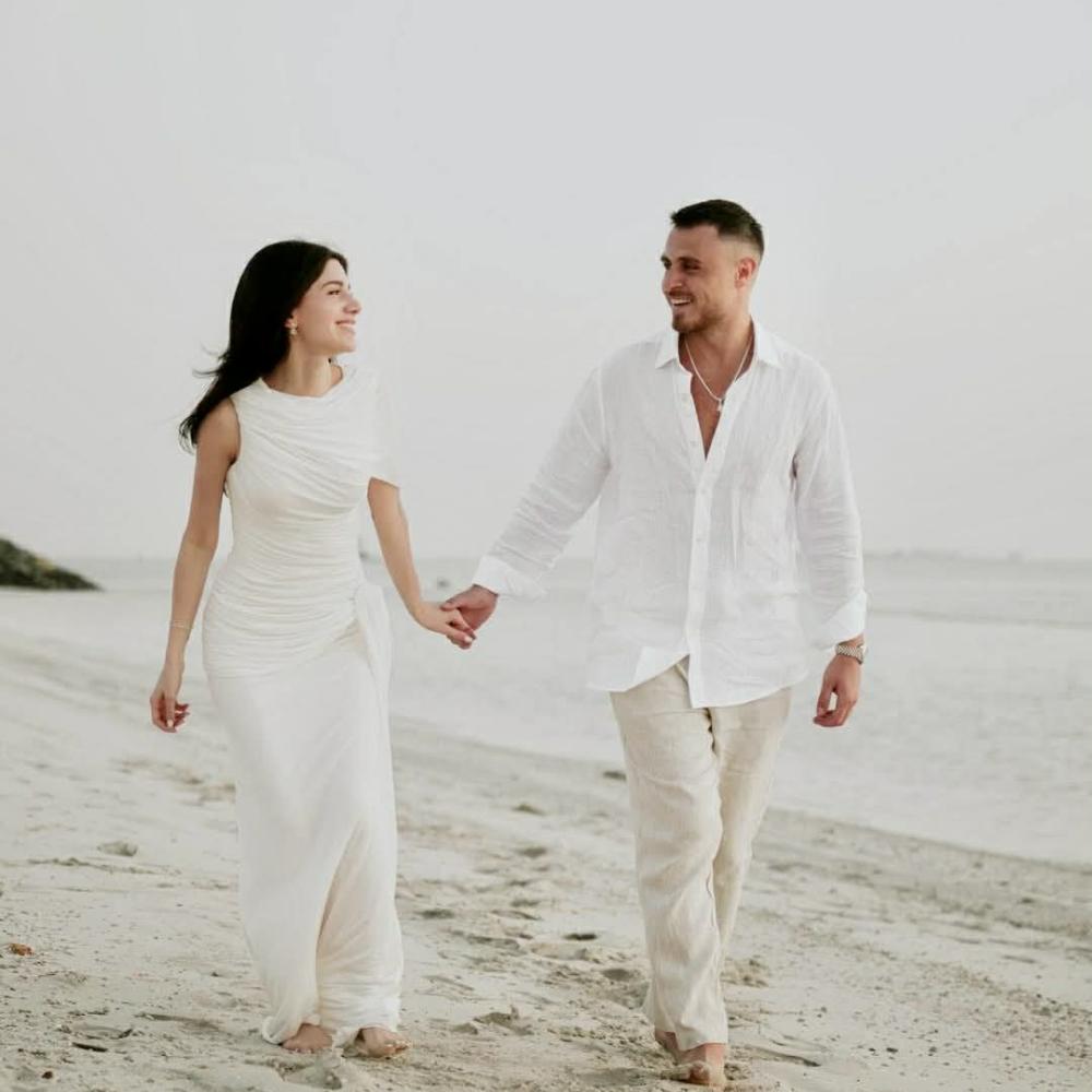 سيدرا بيوتي تلقت عرض الزواج على شاطئ دبي