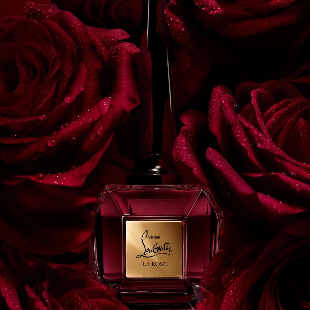 استمد خبير العطور Quentin Bisch إلهامه لإبداع العطر من أحذية الكعب العالي الرفيع الشهيرة لعلامة Christian Louboutin