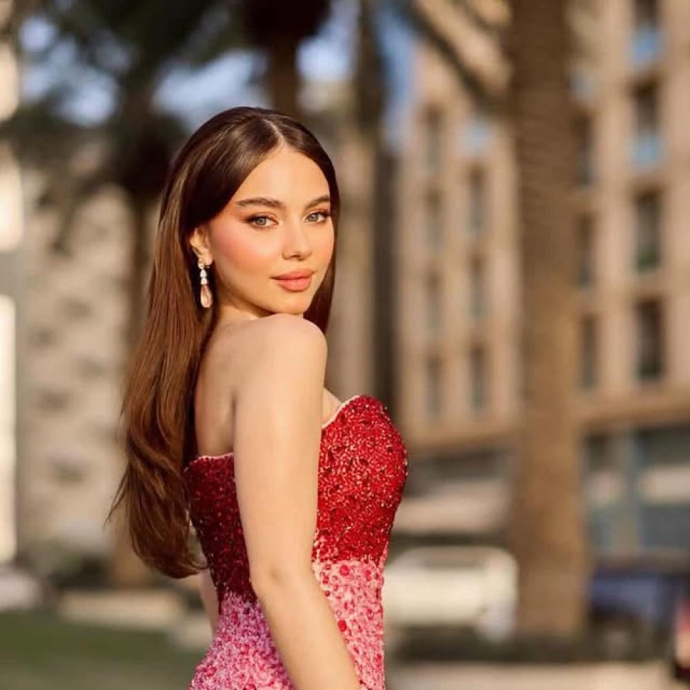 الفنانة بيسان اسماعيل