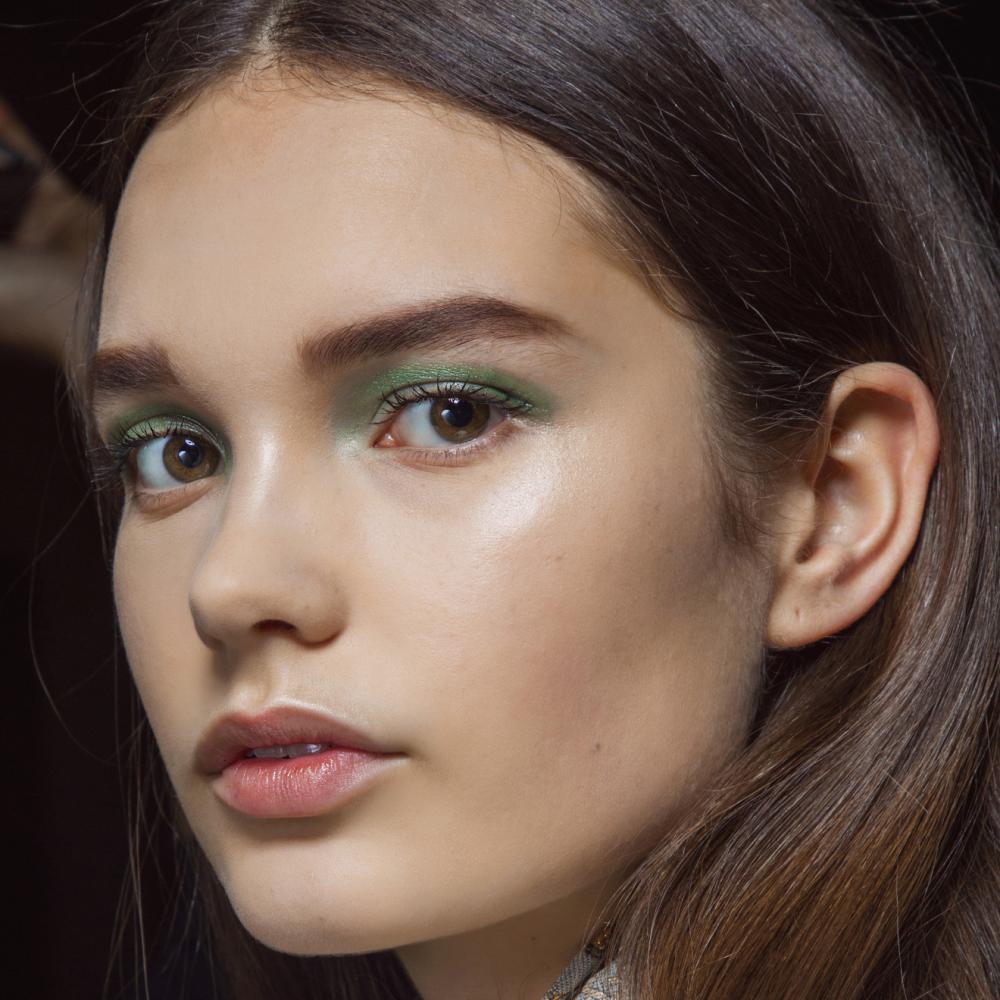 حلول طبيعية للرؤوس السوداء بدل اللصقات القاسية قبل يوم الحب