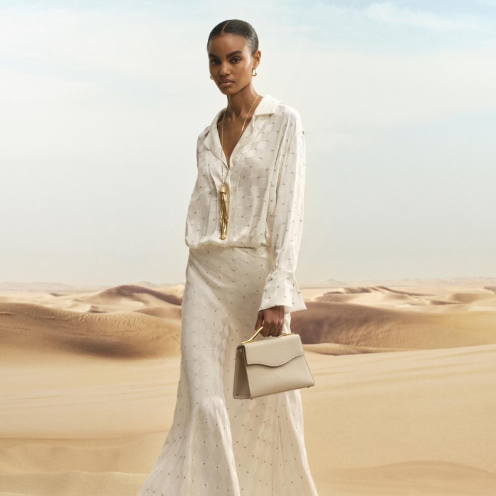 إطلالة من Elie Saab