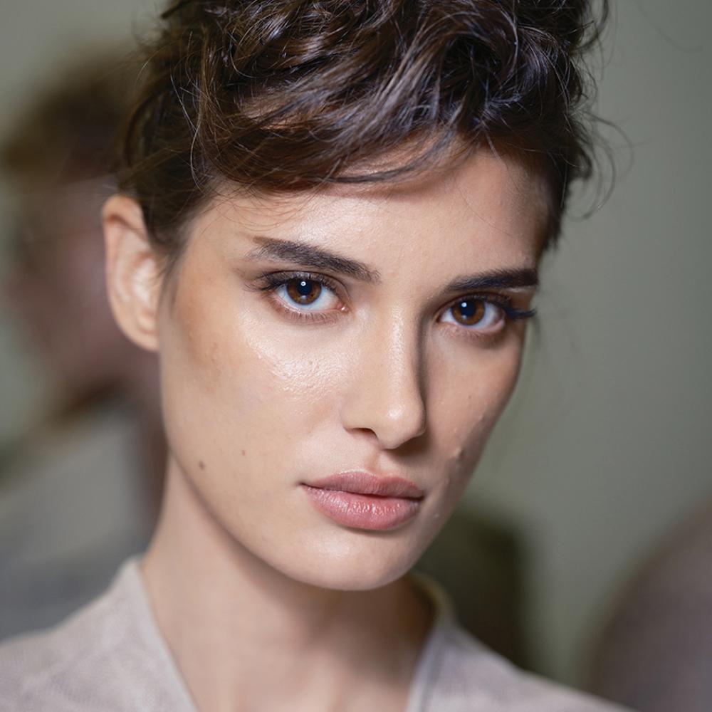 فصل جديد لشعرك: صيحات ربيع وصيف 2026 بين الجرأة والأناقة