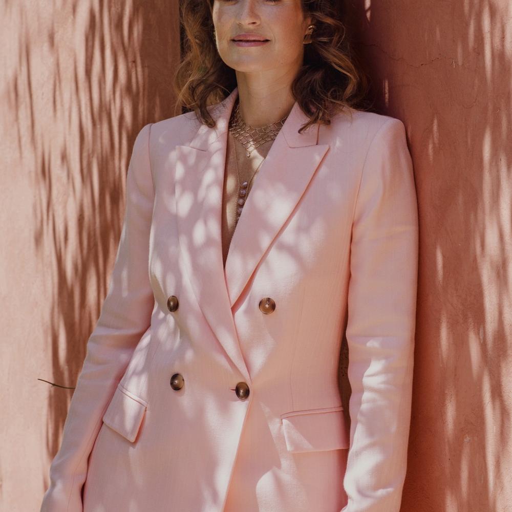 "جودي شيلد" Jody Shield، رائدة أعمال، ومتحدثة عالمية، ومُرشِدة نسائية 