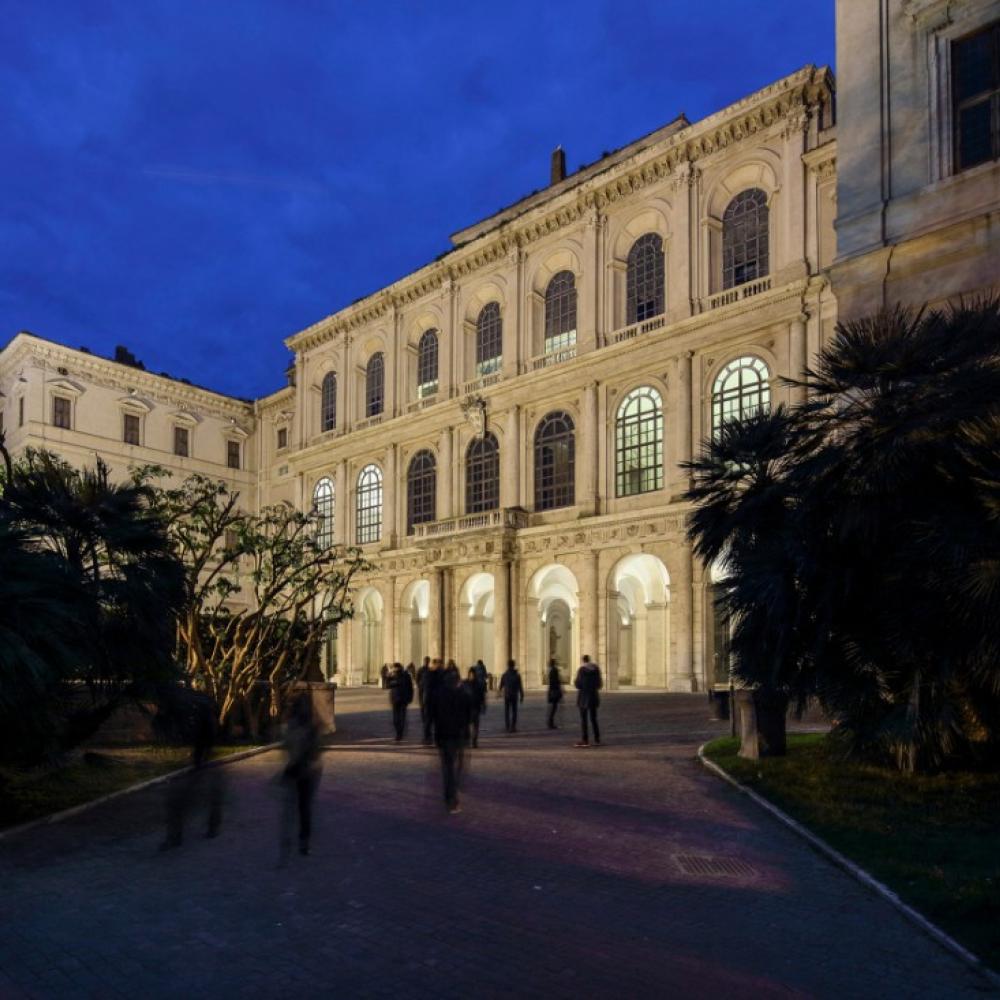 أليساندرو ميشيل يختار "قصر باربريني" لعرض خريف 2026‏