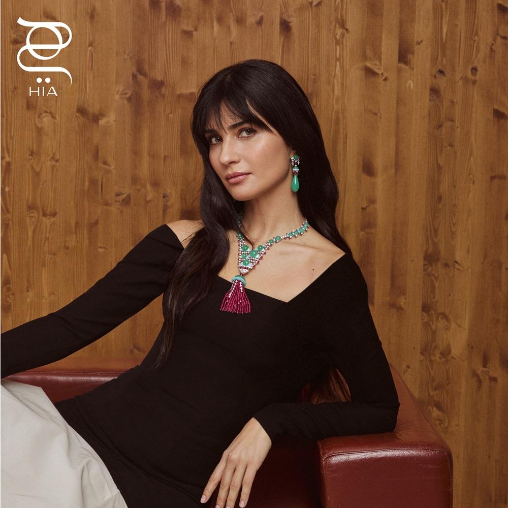 توبا بويوكستون نجمة عدد فبراير من "هي"