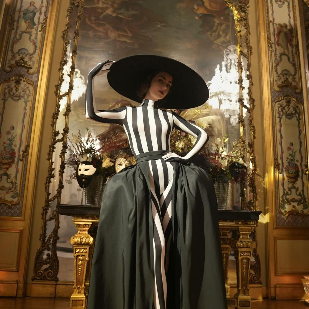 ليلي كولينز 