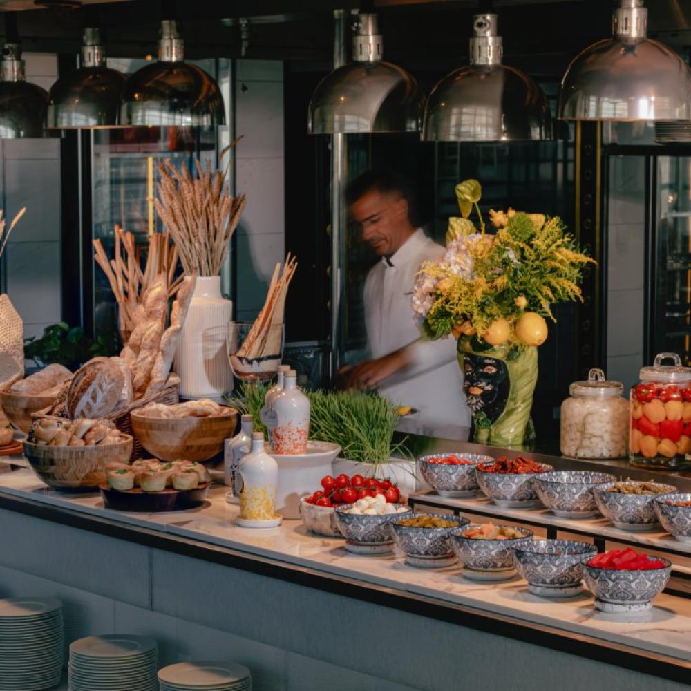 فندق روزوود أبوظبي يقدم مجموعة من العروض المميزة احتفاءً بشهر رمضان المبارك