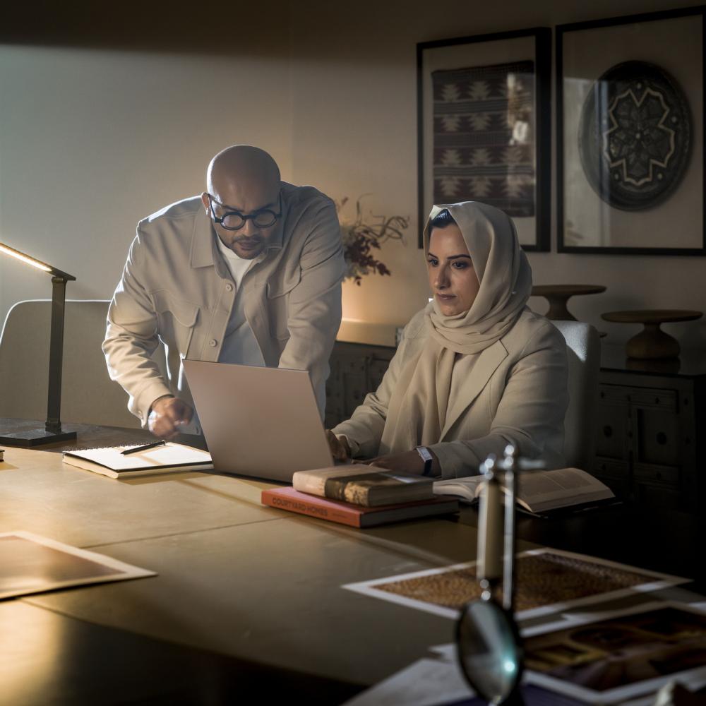 إعادة ابتكار الفن الثامن تخيّل مستقبل التصوير الفوتوغرافي في عصر يمكن فيه توليد الصور بسهولة كما يمكن التقاطها