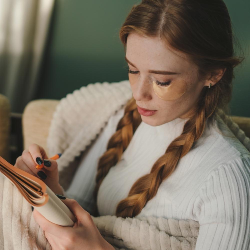 دليلكِ لتحويل القلق إلى قوة إبداعية