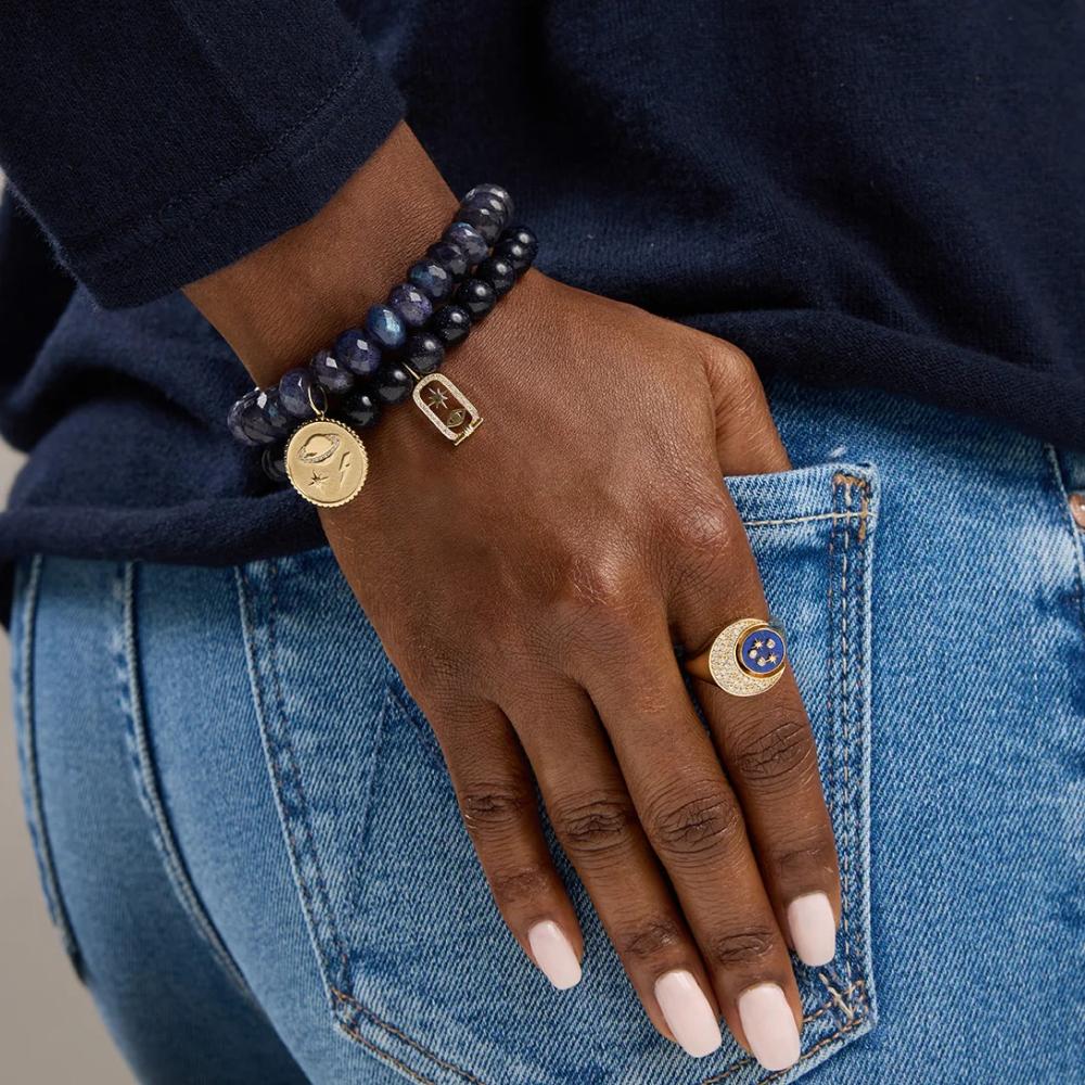 مجوهرات اللازورد لإطلالة مستوحاة من سماء رمضان