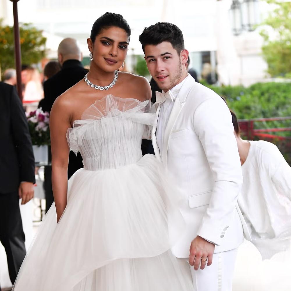 نيك جوناس Nick Jonas وبريانكا تشوبرا Priyanka Chopra