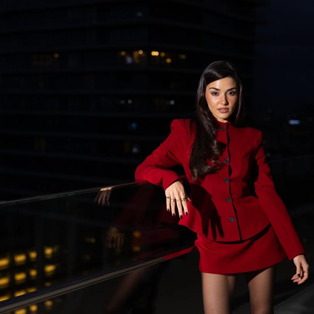 إطلالات كلاسيكية أنيقة من خزانة هاندة أرتشيل