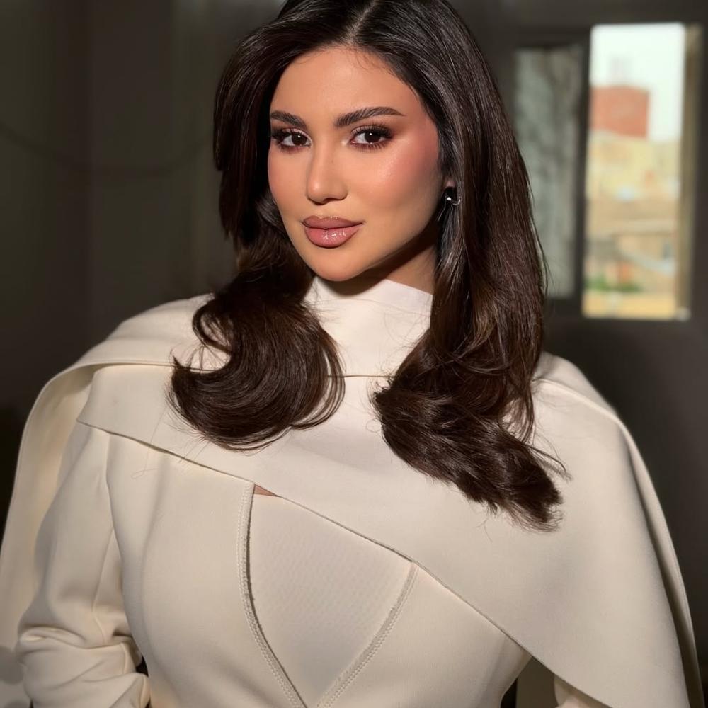 هدى الاتربي صورة من انستغرامها