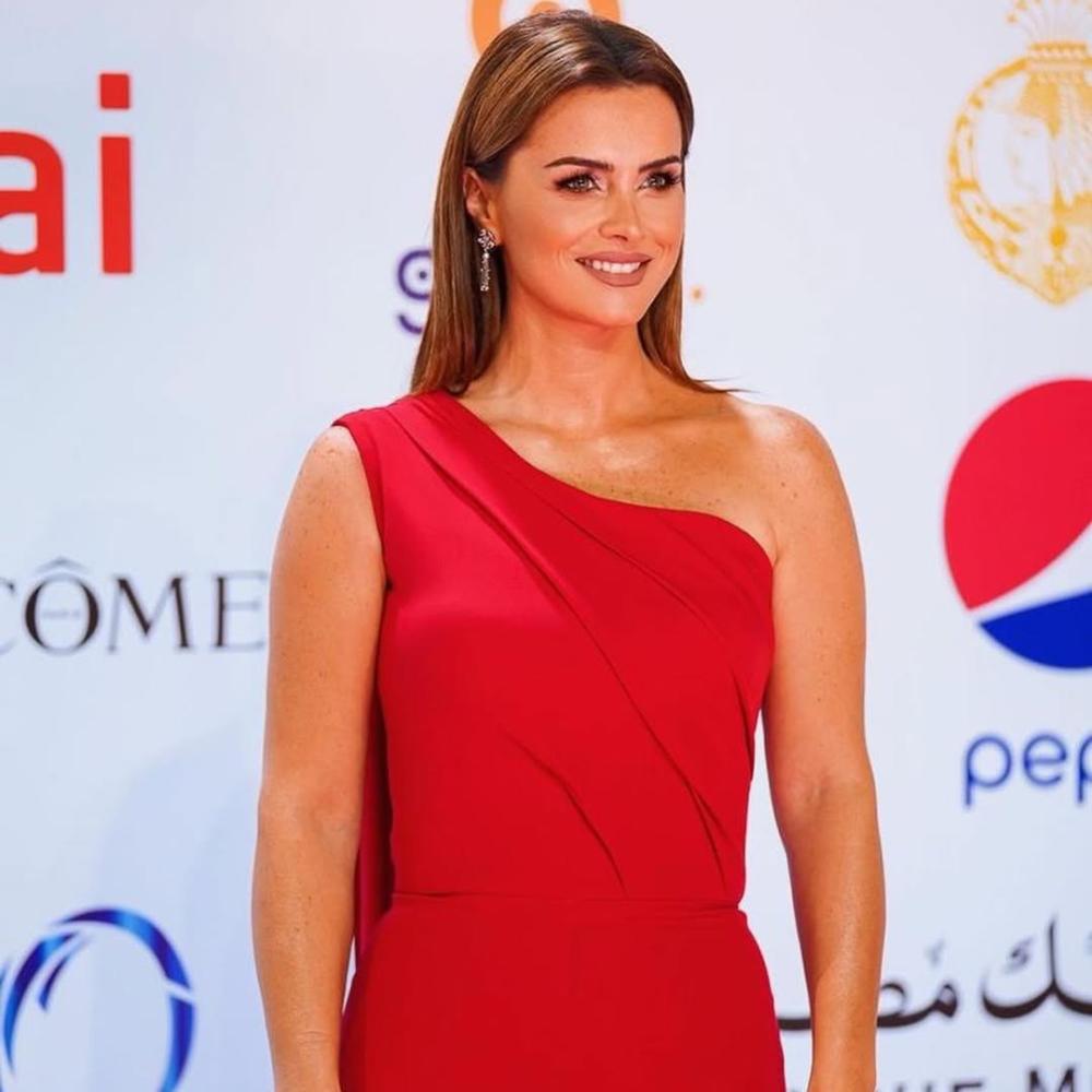 الفنانة اللبنانية نور