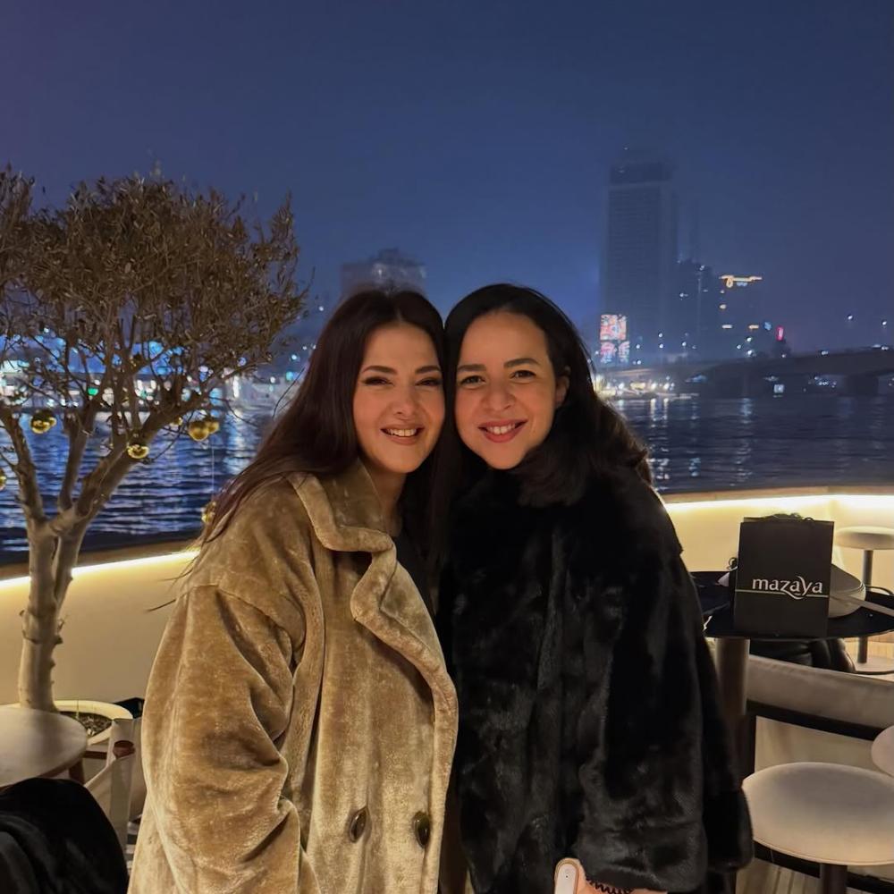 دنيا وإيمي سمير غانم