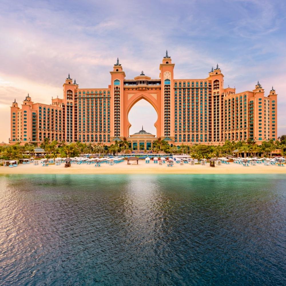 عروض إقامة حصرية وتجارب مميزة مصممة خصيصا للمقيمين من "أتلانتس ذا رويال" و"أتلانتس النخلة" دبي