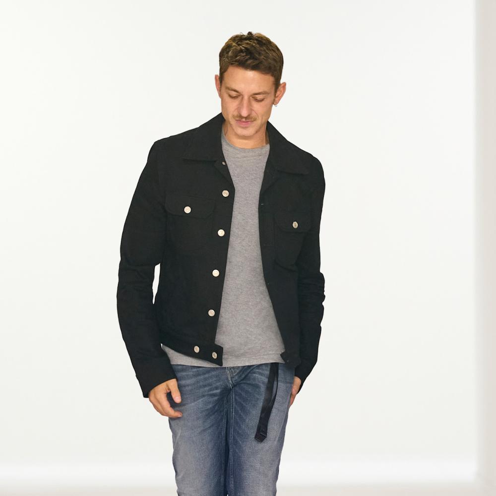 نيكولا دي فيليس ‏