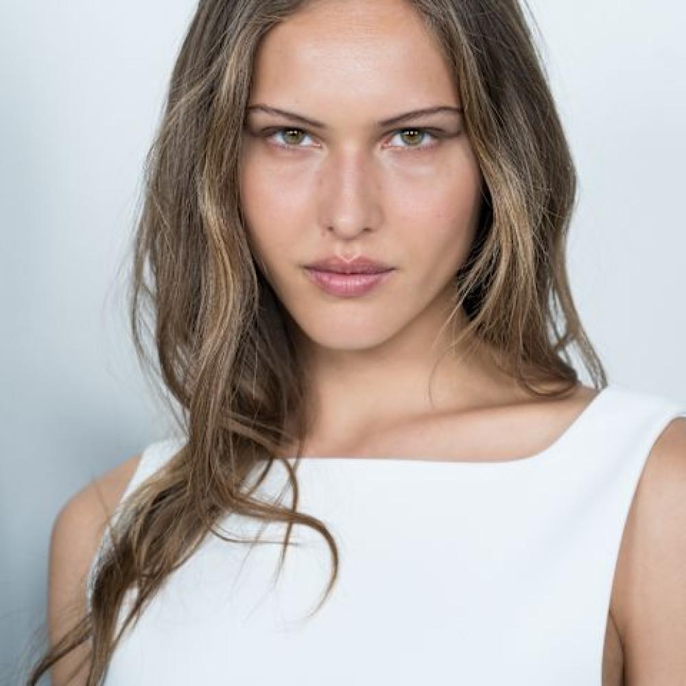 أول علامة لفقدان الكولاجين على الوجه وكيفية دعم البشرة للحفاظ على شبابها