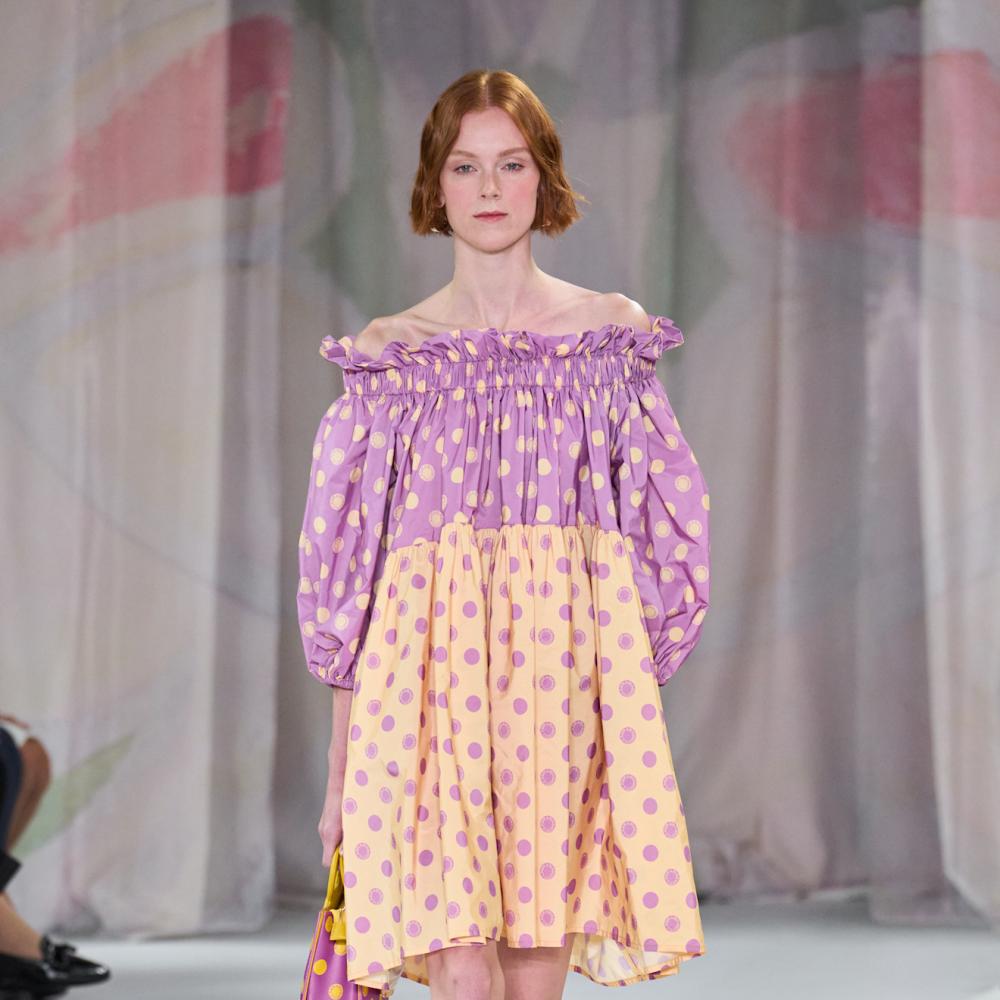 فستان بولكا دوت ملون من Laura Biagiotti 