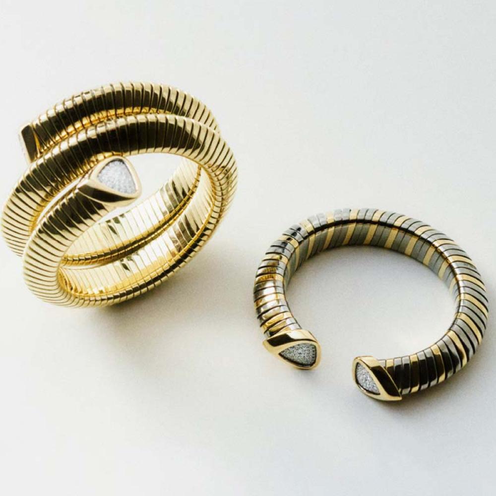 دليل هدايا المجوهرات الراقية لعيد الأم 