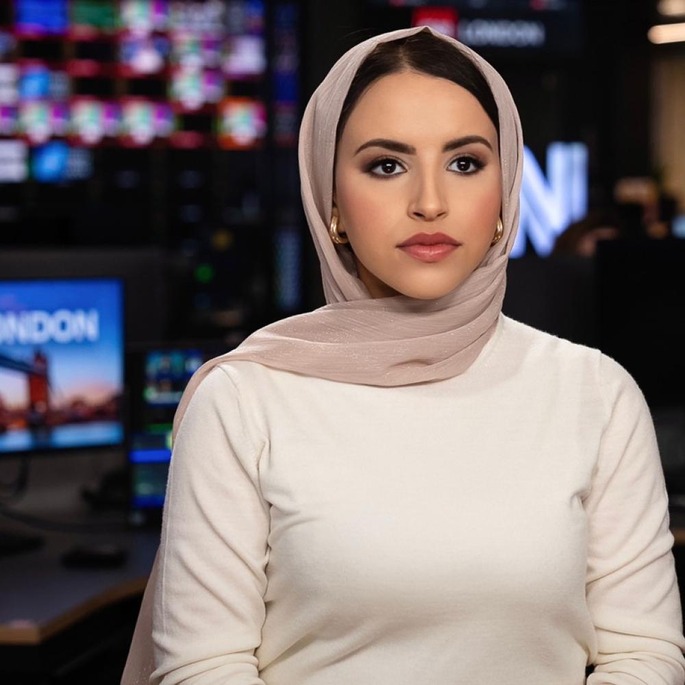 ندى بشير مراسلة دولية حائزة على جائزة "إيمي" ومصنّفة ضمن قائمة Forbes 30 Under 30 