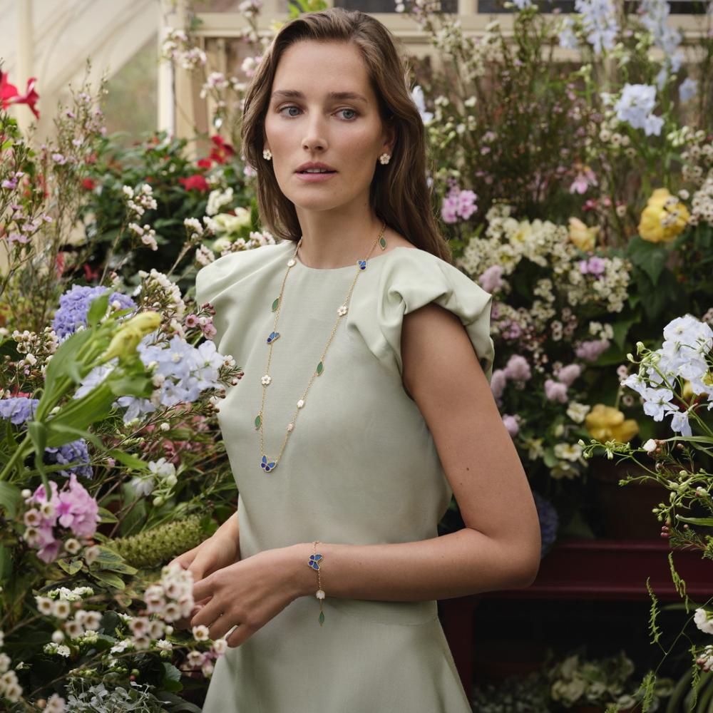 ارتبطت الفراشة بتقنية Mystery Set الشهيرة، التي ابتكرتها الدار عام 1933