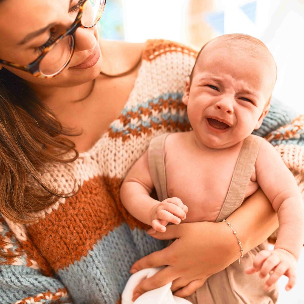 اعرفي متى تكون كثرة البكاء عند الأطفال طبيعية أو غير ذلك