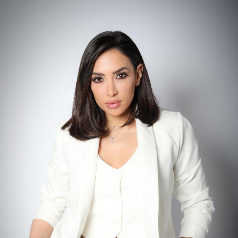 خبيرة الموضة ستيفاني باسيل