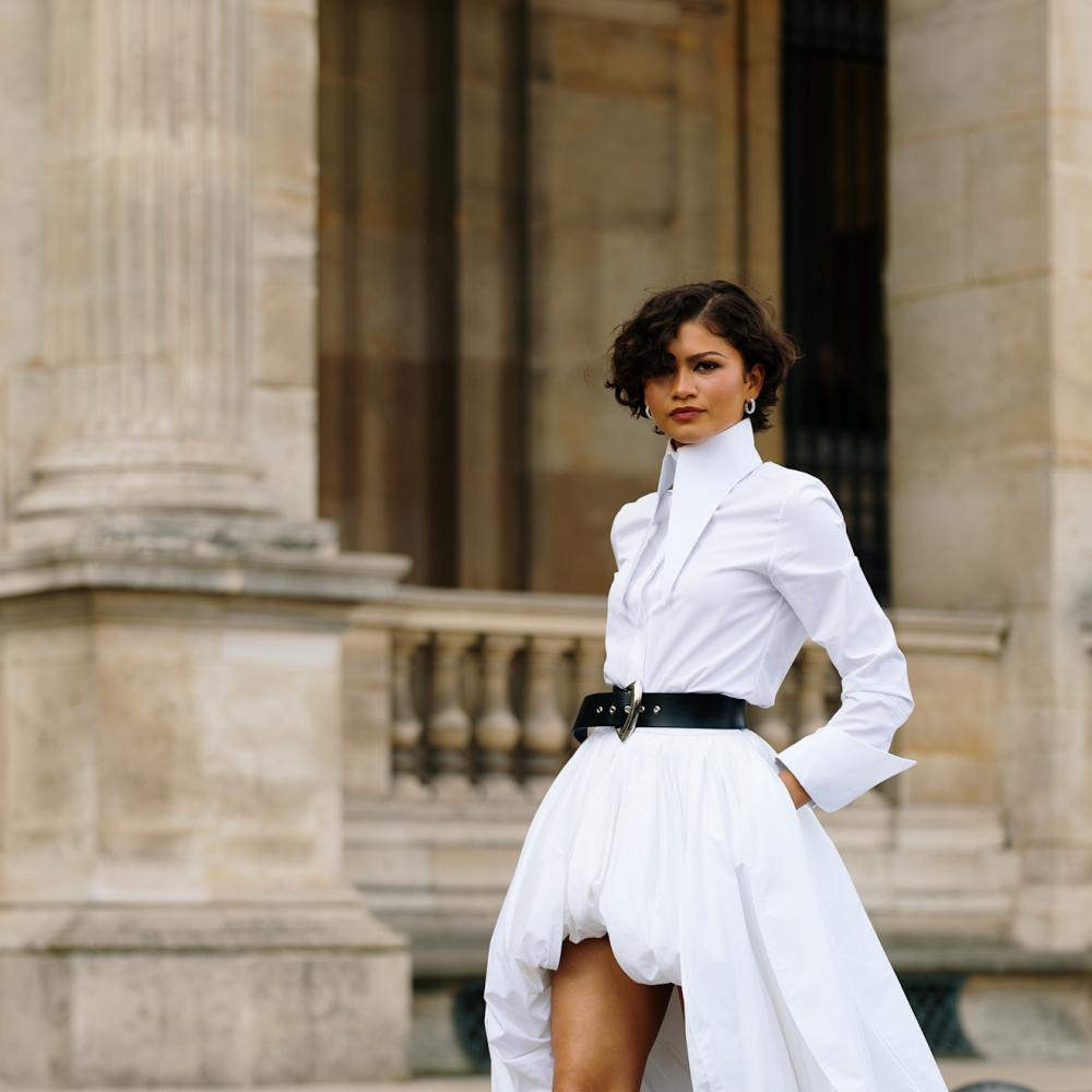 زيندايا بفستان ملفت في باريس