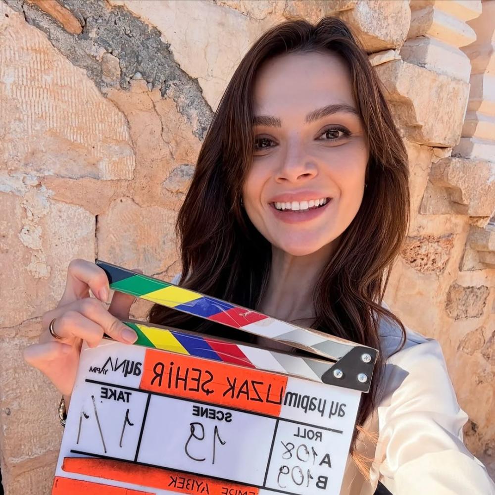 سينام أونسال بطلة المدينة البعيدة