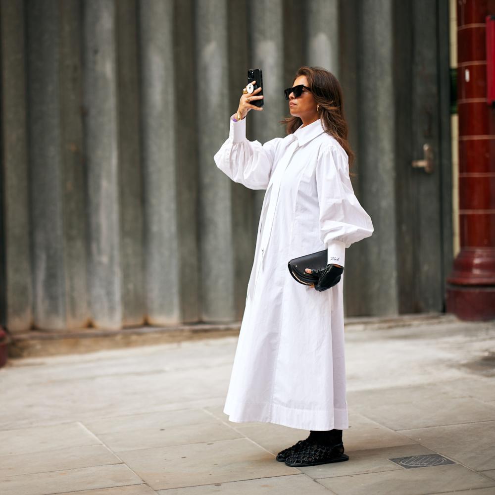 فستان فضفاض بتنسيق أنيق