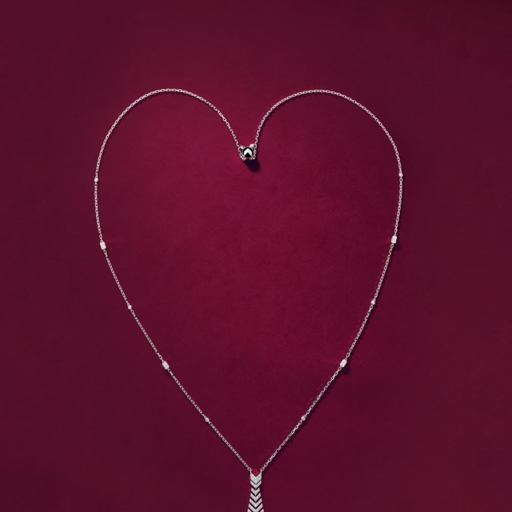 بريق مختار للمناسبات الرومانسية: حين تتحوّل الألماسات إلى لغة للمشاعر