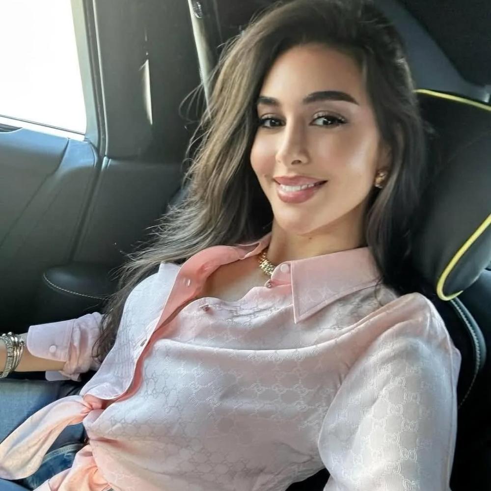 النجمة ياسمين صبري صورة من انستغرامها