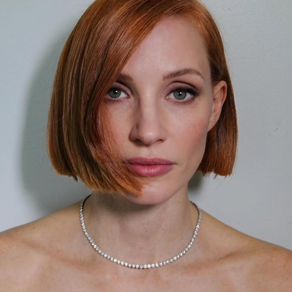 بشرة برونزية وهادئة من وحي Jessica Chastain