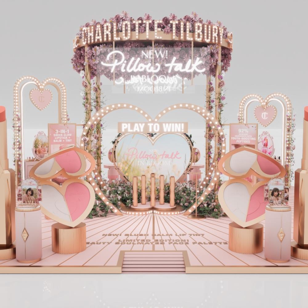 شارلوت تلبوري تزهر PILLOW TALK IN BLOOM في دبي مول
