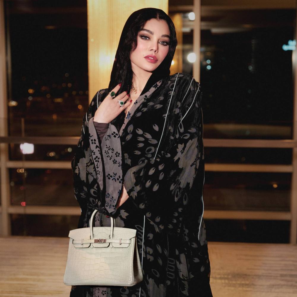 3 نجمات خطفنّ الأنظار بمجوهراتهنّ الفارهة