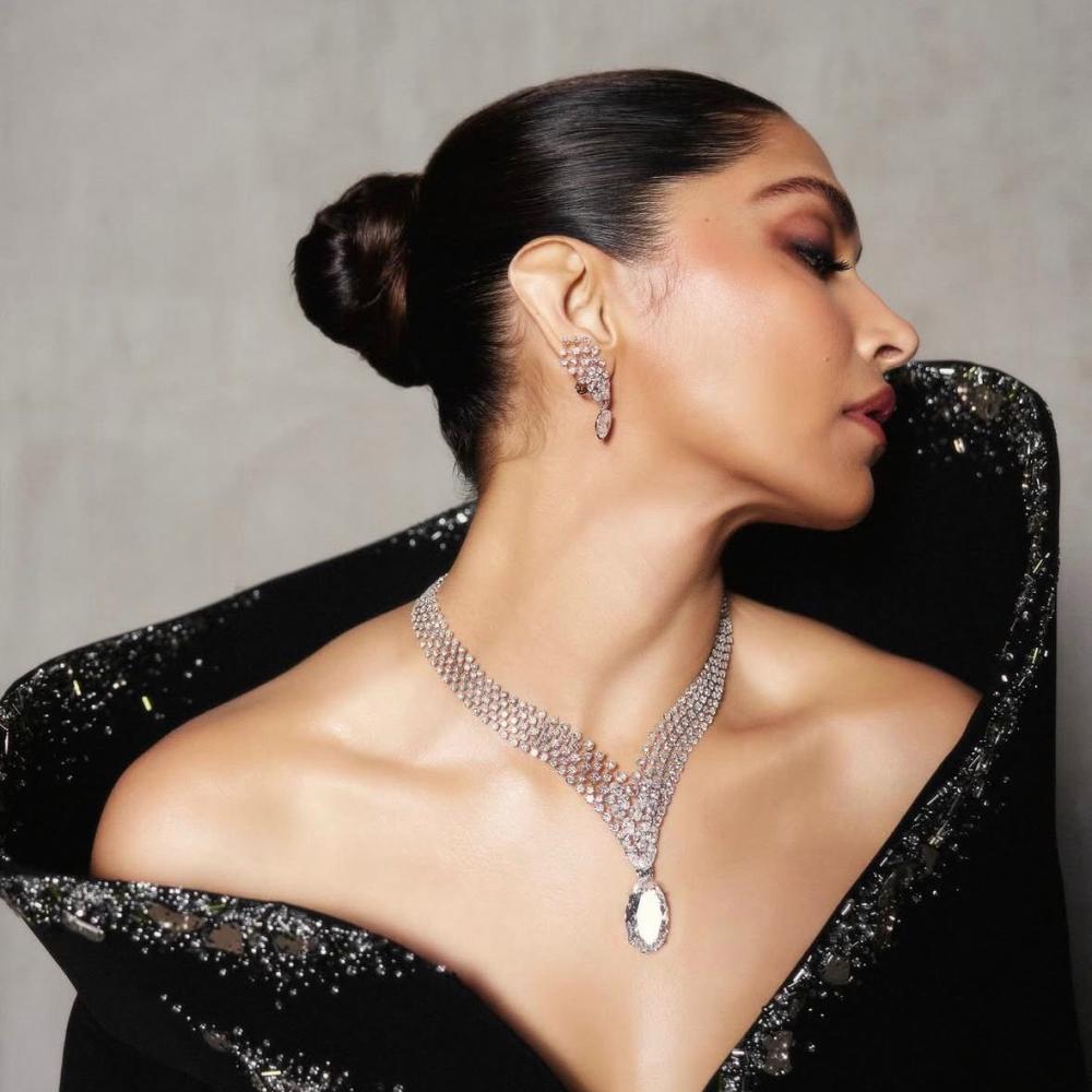 ديبيكا بادوكون