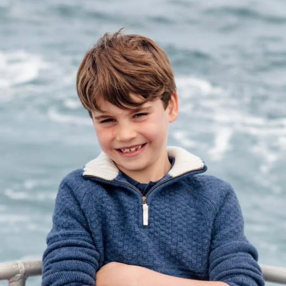 الأمير لويس في عامه الثامن