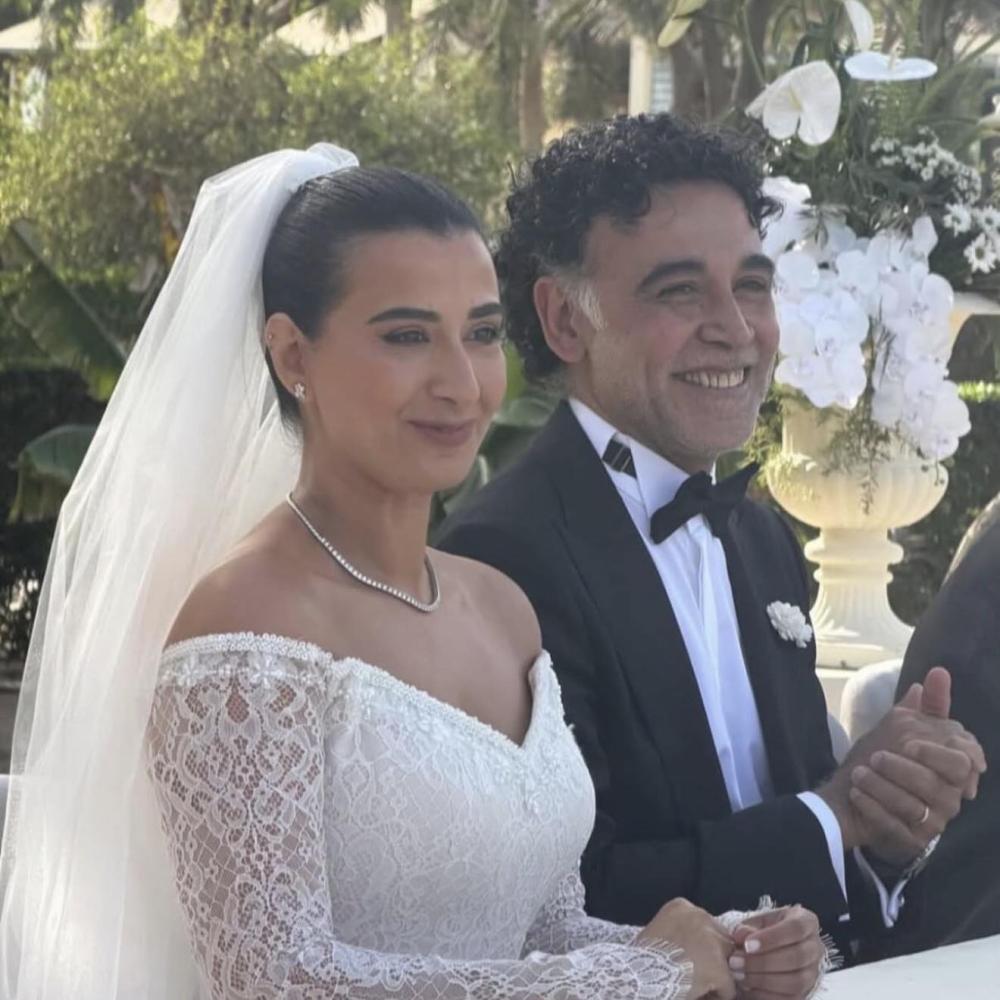 هاني خليفة وزوجته