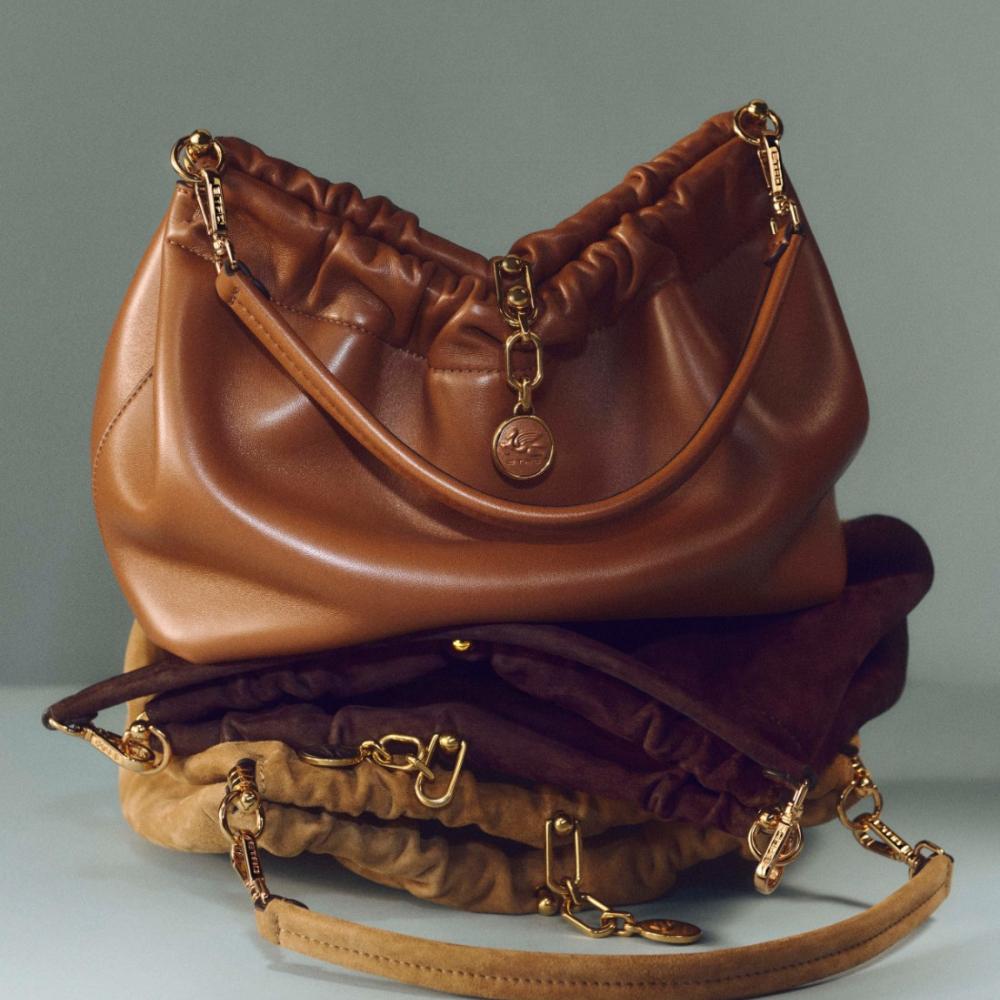 إيترو تطلق حقيبة ڤيلا بلوسوم الجديدة‎ ‎