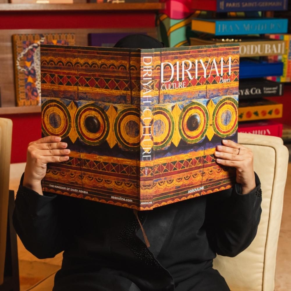 في يوم الكتاب العالمي… سبع مدن سعودية تُروى عبر الكتب