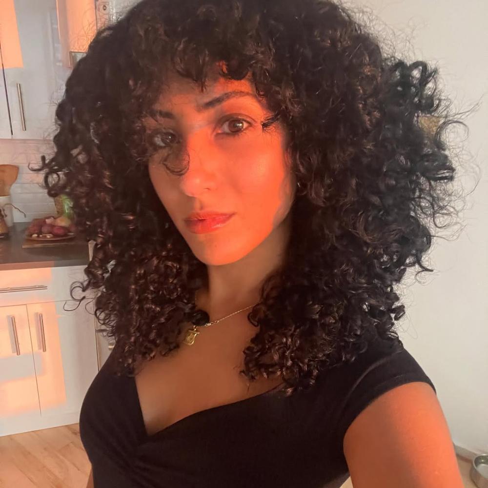 فرح القاسمي تتألق عالميًا ضمن الفائزين بجوائز "آرت بازل 2026"