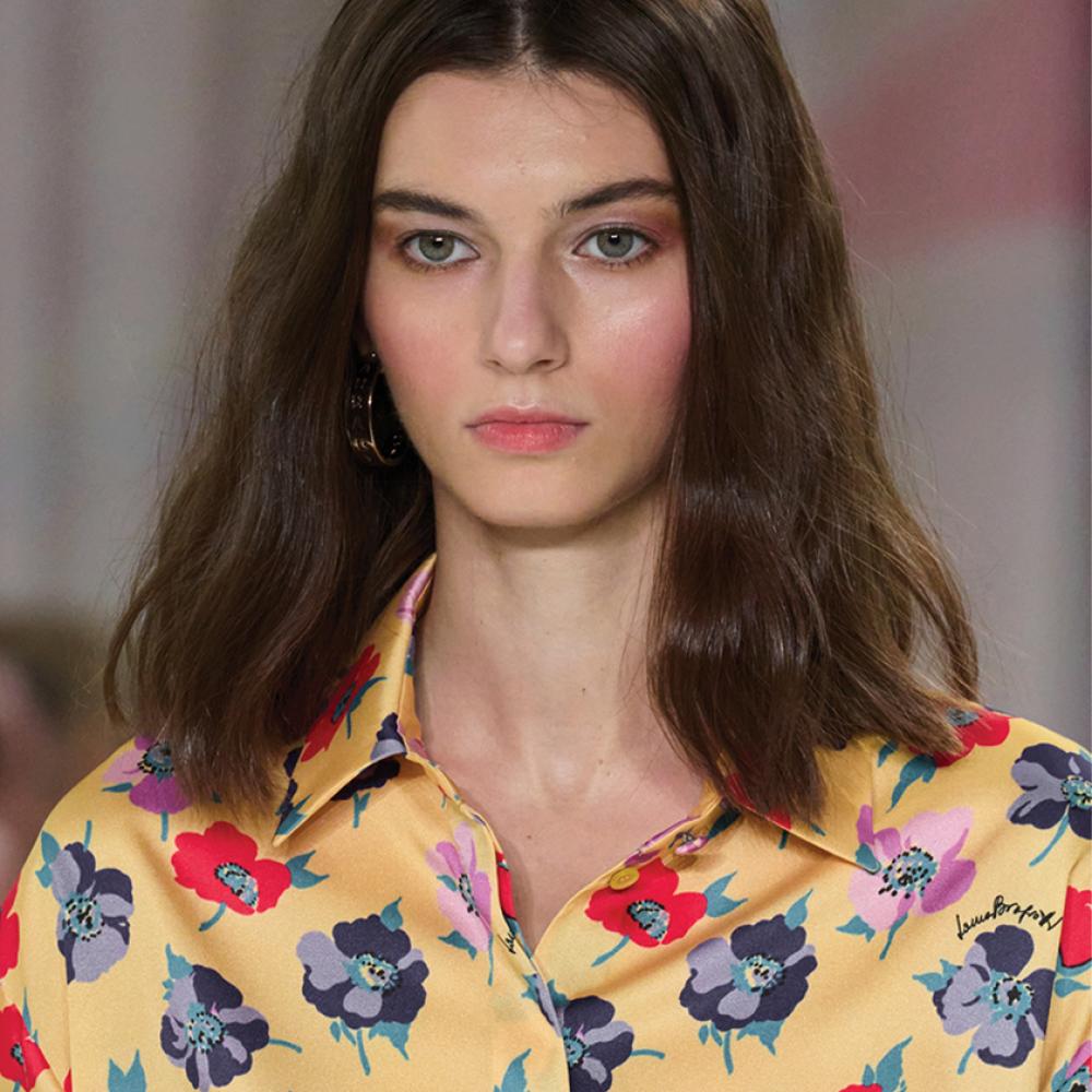 أحدث عطور 2026: خلطات عطرية جديدة وتوقيعات فاخرة لربيع منعش