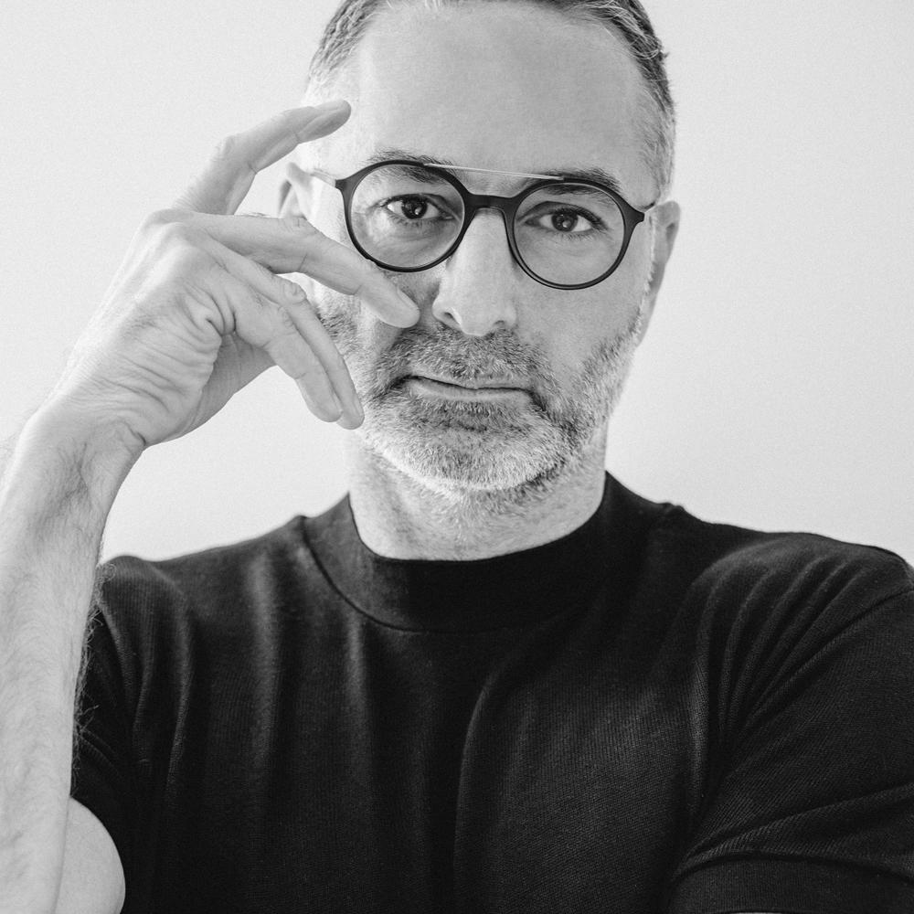 المهندس والمصمم مصطفى خماش