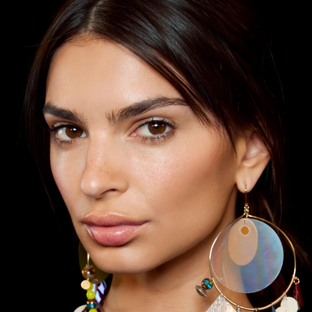 لماذا تفشل منتجات العناية ببشرتك؟ أخطاء خفية تحرمكِ من النتائج