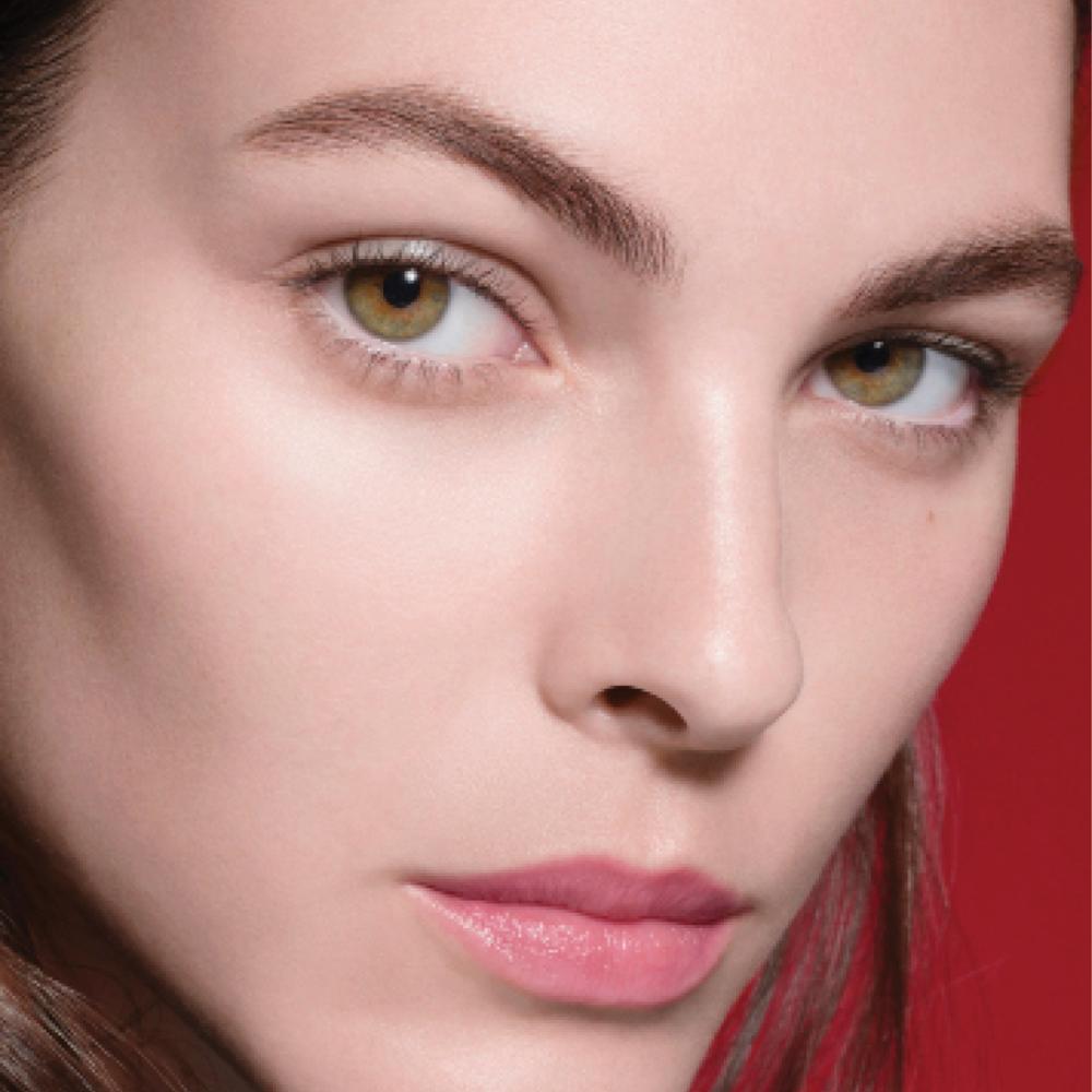 الجمال المستدام: كيف تعيد الفخامة تعريف العناية بالبشرة في عصر الوعي؟